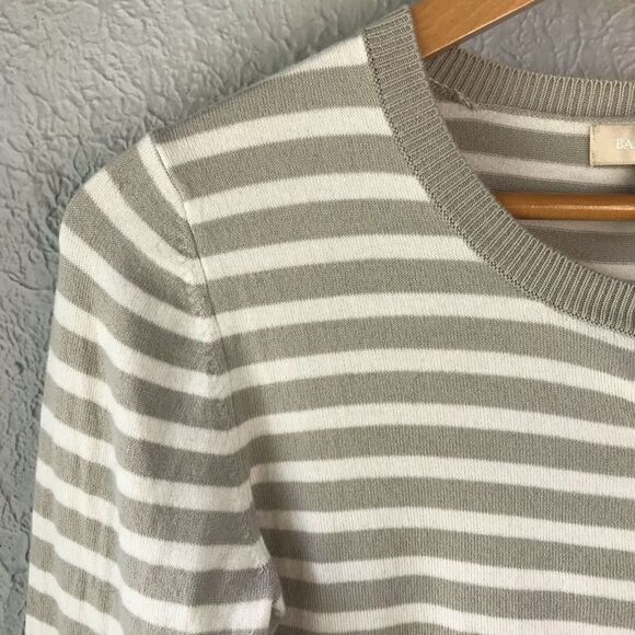 Banana Republic Taupe/Off White Striped Sweater XS - Picture 3 of 6